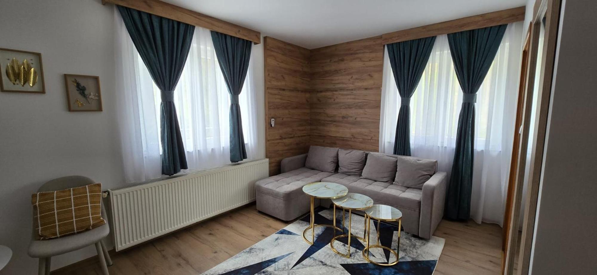 Motel KULA Cazin Buitenkant foto