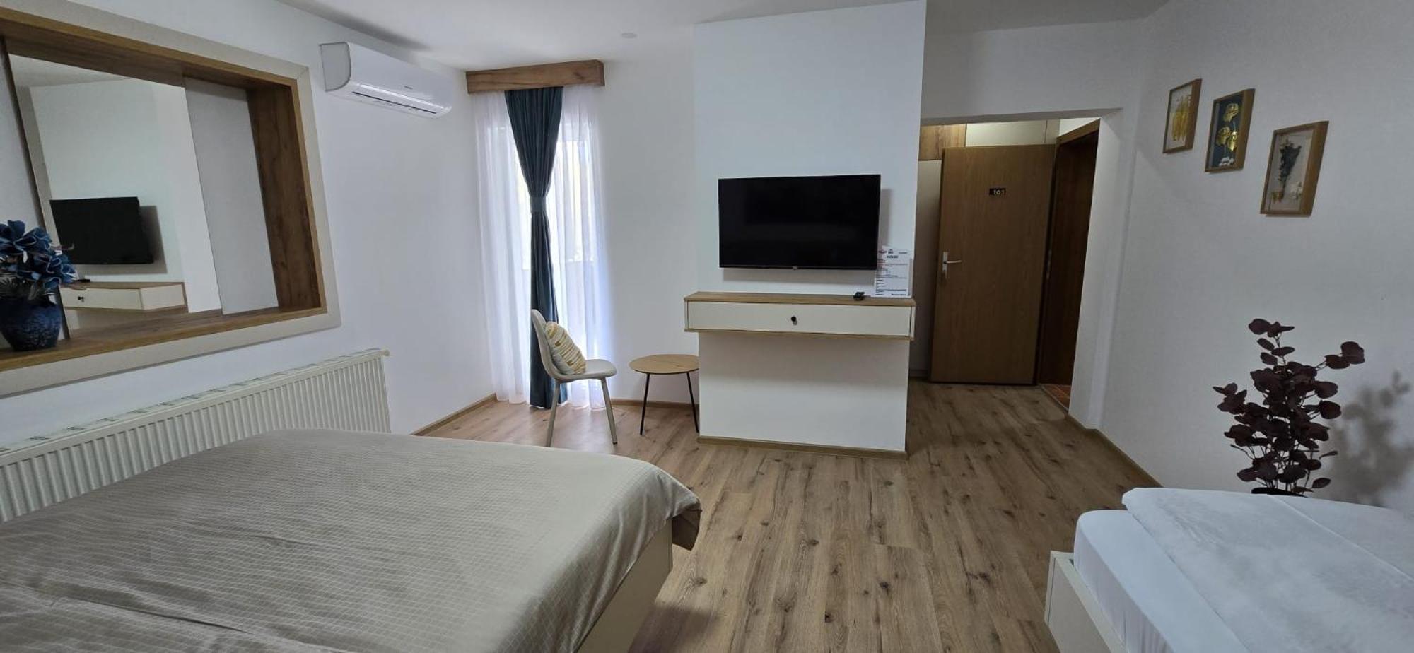 Motel KULA Cazin Buitenkant foto