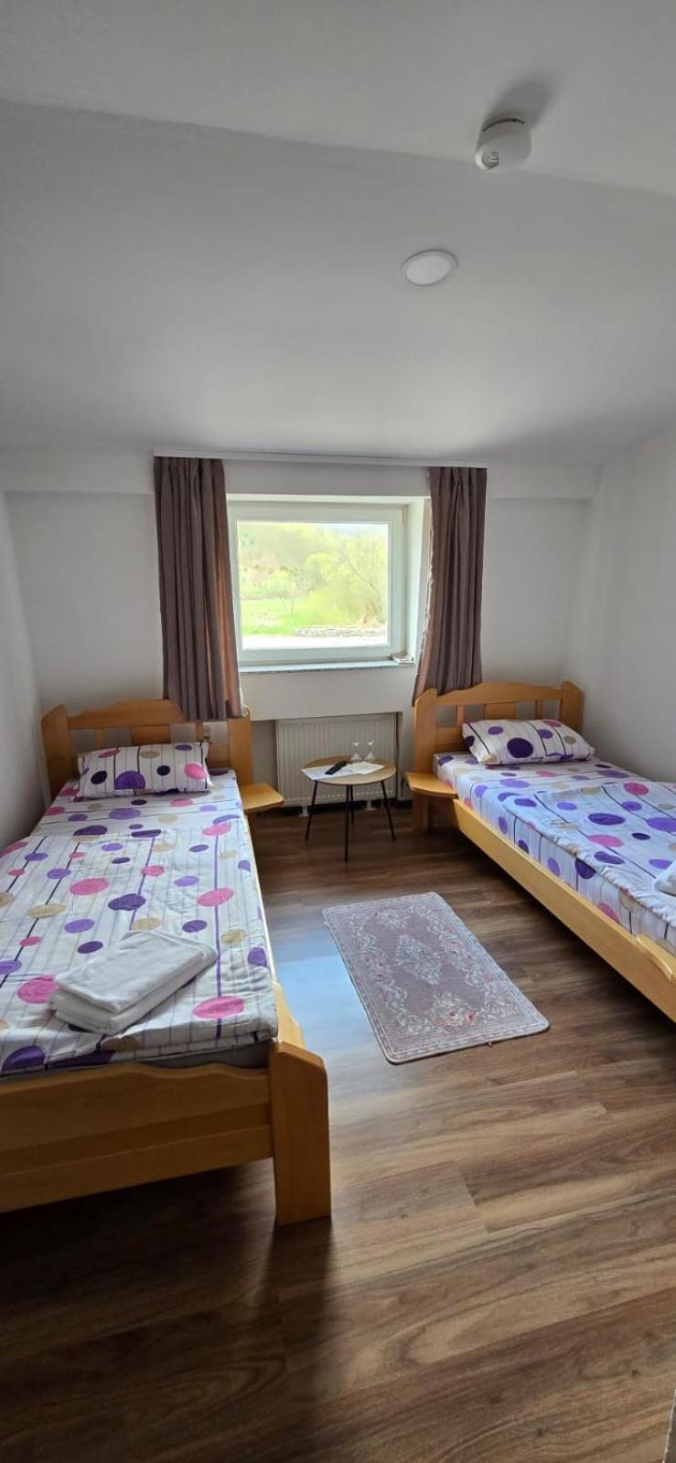 Motel KULA Cazin Buitenkant foto