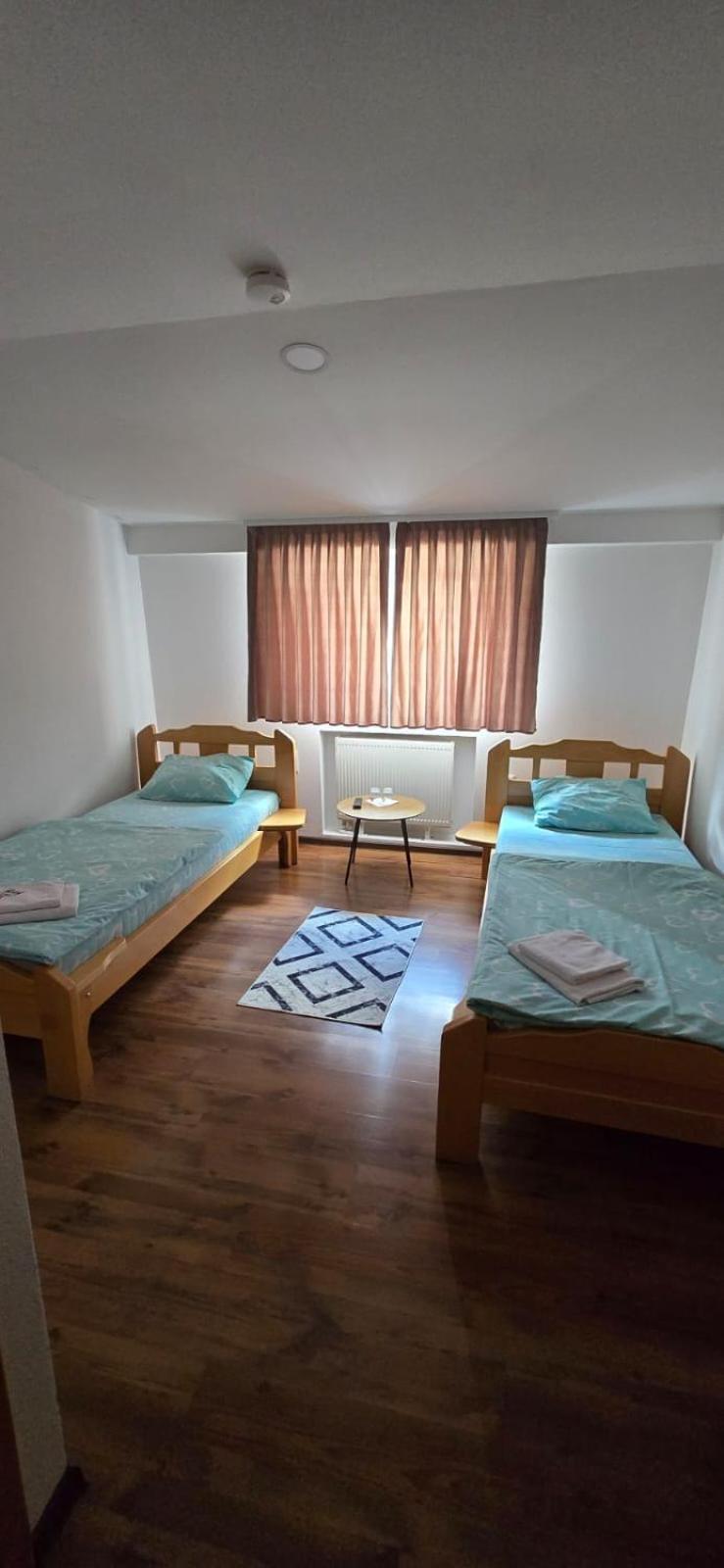 Motel KULA Cazin Buitenkant foto